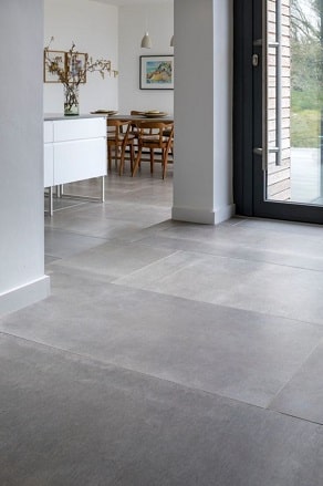 carrelage rectifié dans un salon