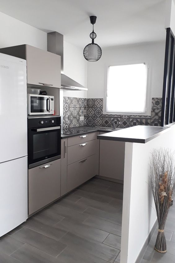 cuisine taupe