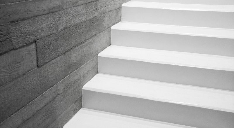 peinture antidérapante sur un escalier