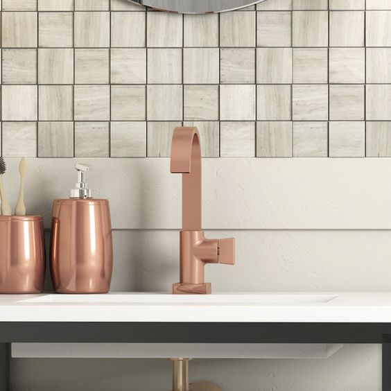 salle de bain rose gold