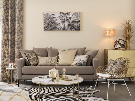 salon taupe